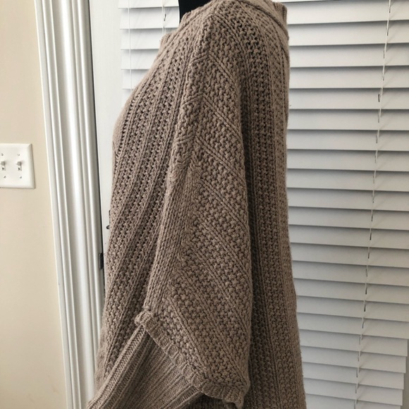 Ann Taylor Batwing Sweater - Picture 3 of 6